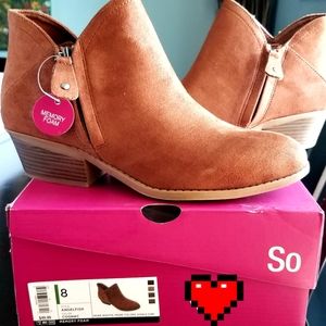 NEW Ankle boots sz 8